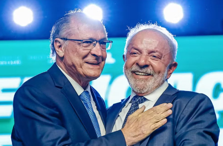 Lula confirma Alckmin como vice e reforça aliança para disputa eleitoral