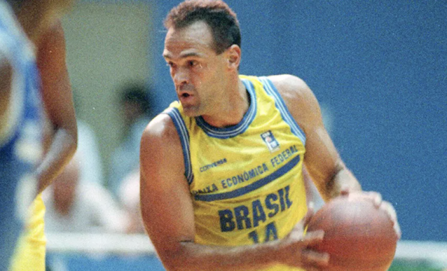 Morre Oscar Schmidt, ícone do basquete brasileiro, aos 68 anos