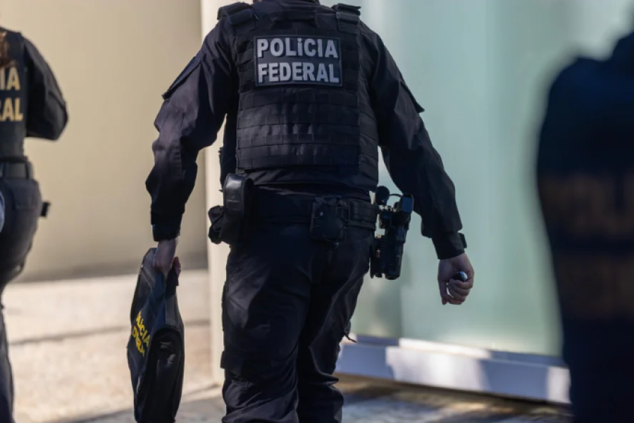 PF investiga perito por suposto vazamento no caso Banco Master